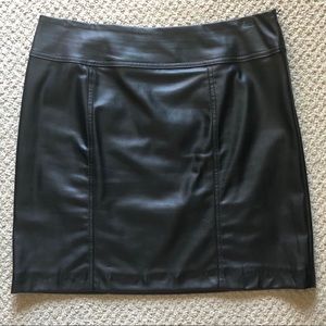 Faux black leather short skirt